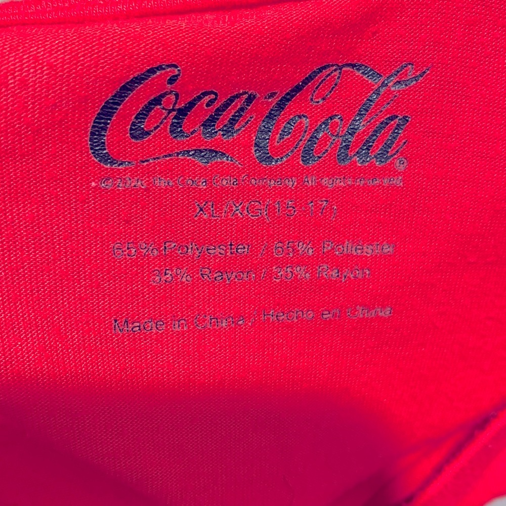 Coco Cola Top 🔴 - Picture 3 of 3